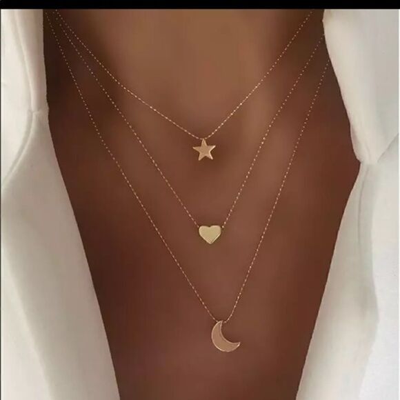 Multilayer Chain Necklace - Picture 1 of 3